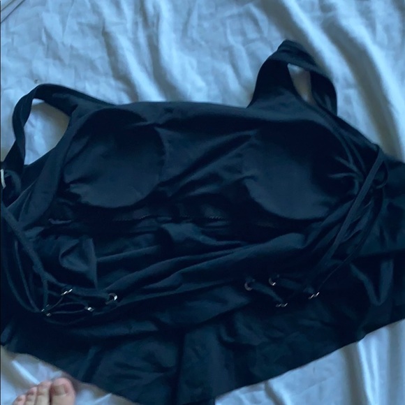 Black bikini/tankini top - Picture 3 of 4
